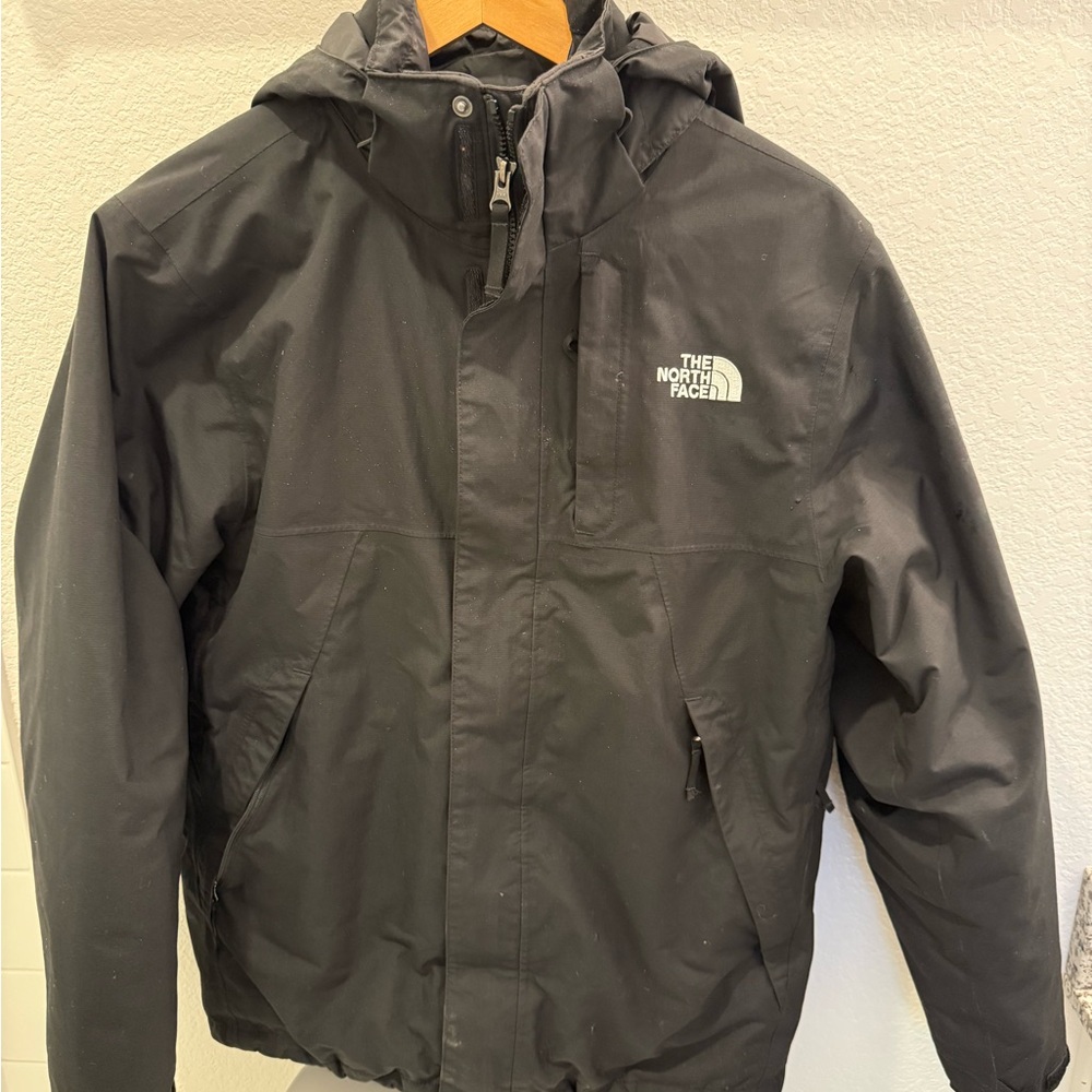 The North Face Triclimate Jacket – Versatile & All-Season